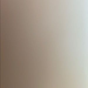 Meet your Posher, Ella